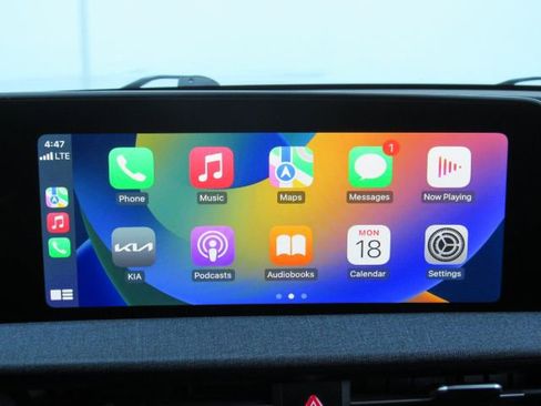 Used 2022 Kia EV6 Wind image 10