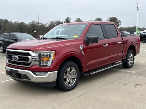 Used 2021 Ford F150 XLT w/ Equipment Group 302A High image 3