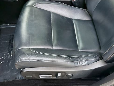 Used 2017 Toyota Highlander XLE FWD image 19