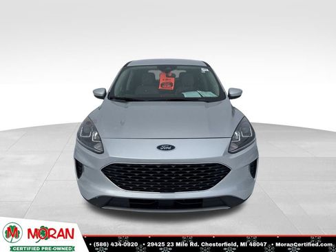 Used 2020 Ford Escape SE image 8