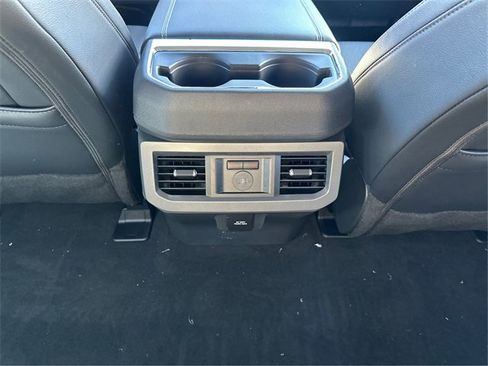New 2026 Ford F250 Lariat w/ Black Appearance Package image 22