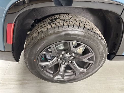 New 2026 Jeep Grand Wagoneer Limited image 10