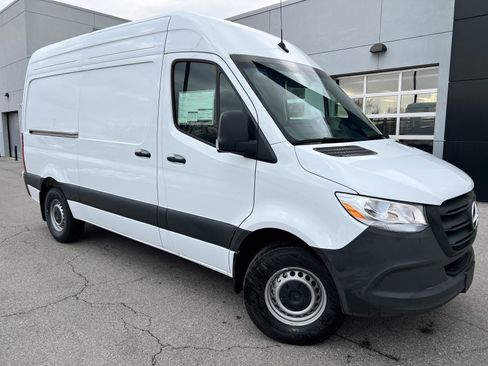 New 2025 Mercedes-Benz Sprinter 2500 image 4