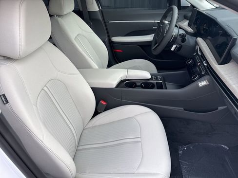 New 2026 Hyundai Sonata Blue FWD image 16