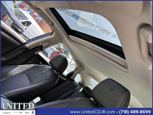 Used 2016 Honda Civic Touring image 17