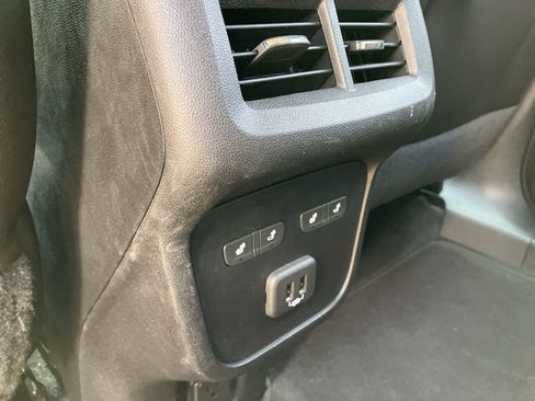 Used 2019 Chevrolet Equinox Premier image 23