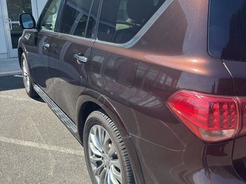 Used 2017 INFINITI QX80 4WD w/ Driver Assistance Package image 2