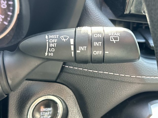 Used 2022 Toyota RAV4 XLE AWD/4WD image 31
