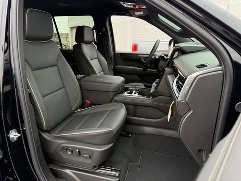 New 2026 GMC Yukon Elevation image 23