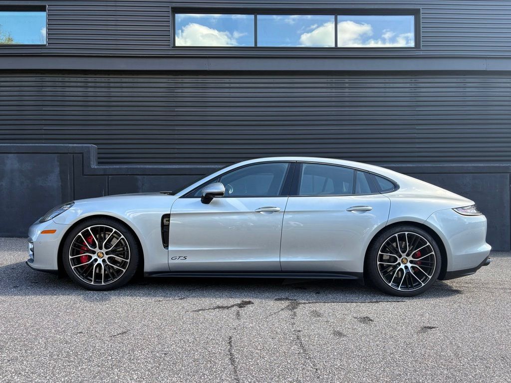 Certified 2022 Porsche Panamera GTS AWD/4WD image 7