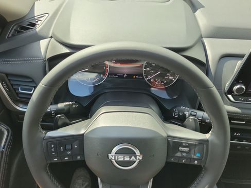 Certified 2026 Nissan Rogue SV FWD image 20