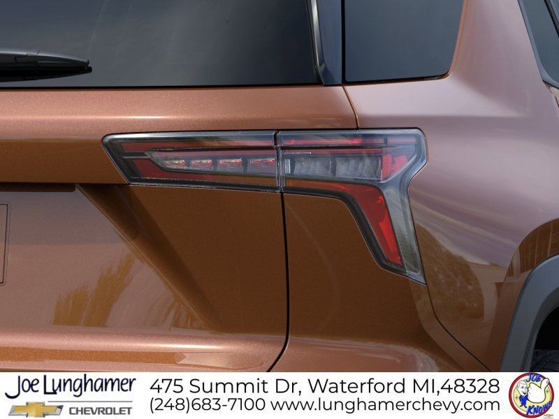 New 2027 Chevrolet Equinox LT w/ Safety and Technology Package FWD image 11