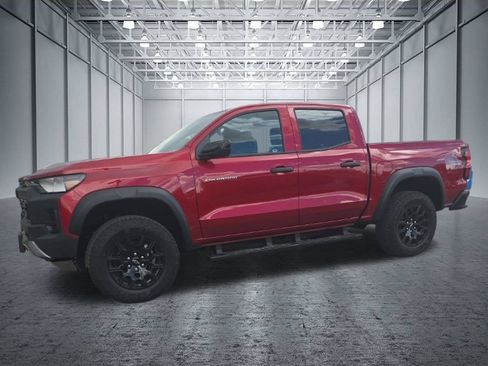 Used 2026 Chevrolet Colorado Trail Boss w/ LPO, Skid Plate Package AWD/4WD image 3
