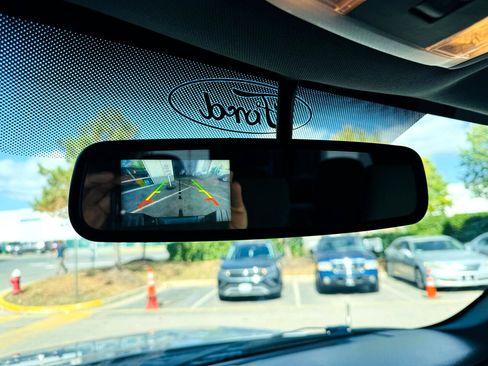 Used 2013 Ford F150 XLT w/ Luxury Equipment Group image 19