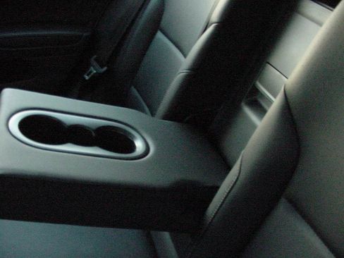 Used 2016 Volkswagen Golf Limited Edition image 28