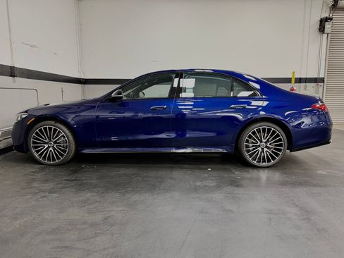 Used 2024 Mercedes-Benz S 580 4MATIC Sedan image 9