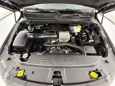 Used 2024 RAM 1500 Limited AWD/4WD image 29