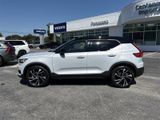 Used 2021 Volvo XC40 T5 R-Design image 2