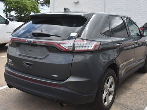 Used 2017 Ford Edge SE AWD/4WD image 4