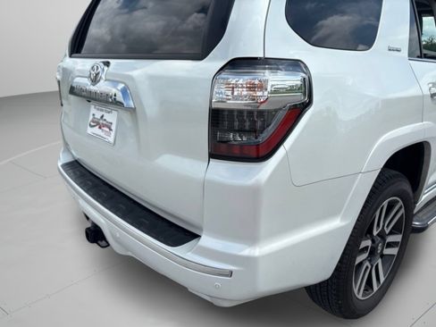 Used 2024 Toyota 4Runner Limited AWD/4WD image 34