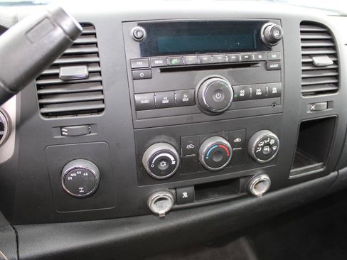 Used 2011 Chevrolet Silverado 1500 LT image 15