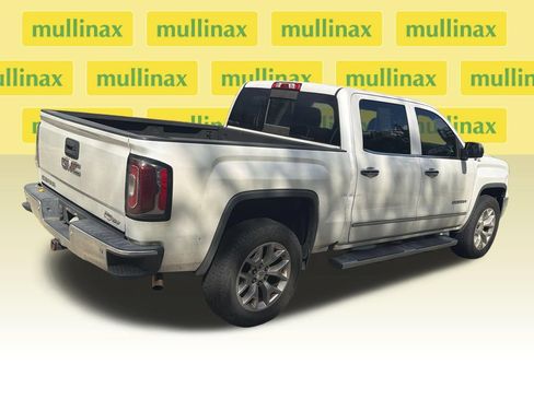 Used 2018 GMC Sierra 1500 SLT w/ SLT Premium Package AWD/4WD image 4