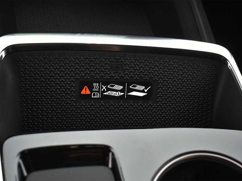 New 2026 Chevrolet Equinox ACTIV w/ Convenience Package III image 23