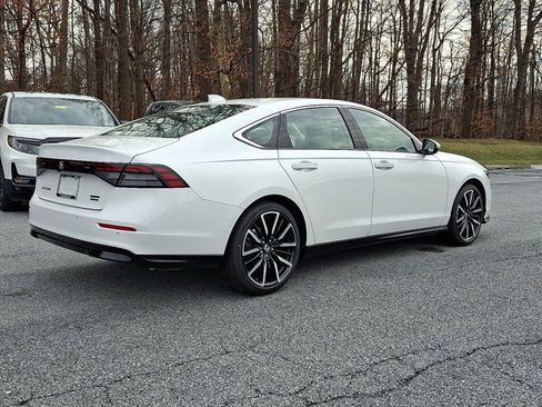 New 2025 Honda Accord Touring image 6