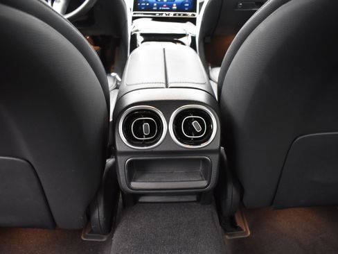 Used 2022 Mercedes-Benz C 300 4MATIC Sedan image 12