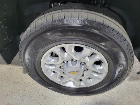 Certified 2024 Chevrolet Silverado 2500 LTZ image 47