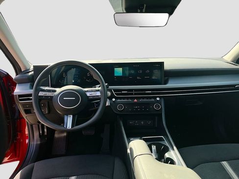 Used 2025 Hyundai Sonata SEL FWD image 21