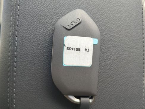 New 2026 Kia Sportage EX image 26