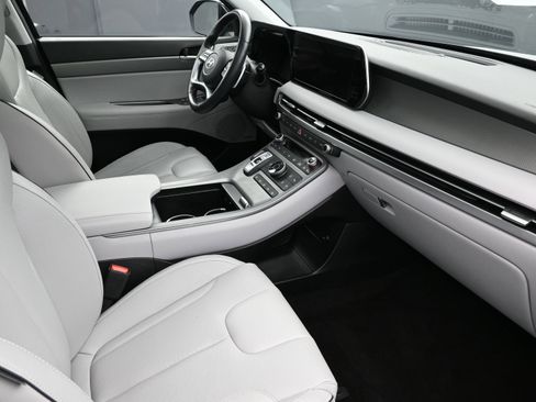 Used 2023 Hyundai Palisade SEL image 28