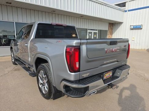 Certified 2023 GMC Sierra 1500 SLT w/ SLT Premium Package image 3
