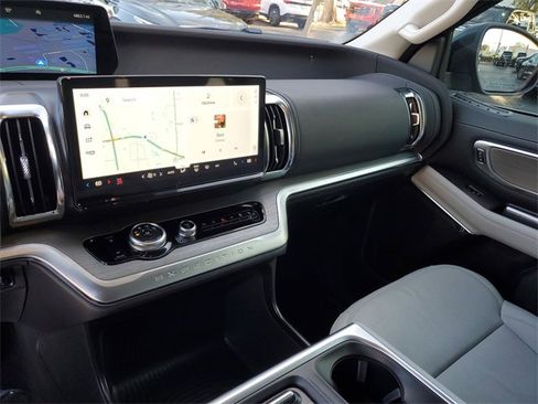 Used 2025 Ford Expedition Max Platinum w/ Driver's Package image 26