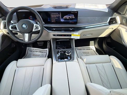 New 2026 BMW X5 xDrive50e w/ Executive Package AWD/4WD image 15