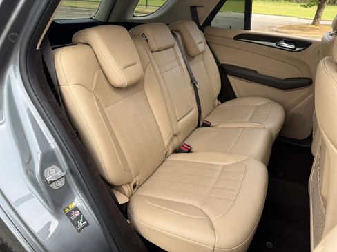 Used 2018 Mercedes-Benz GLE 350 4MATIC image 29