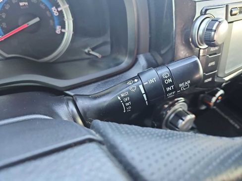 Used 2019 Toyota 4Runner TRD Off-Road image 26