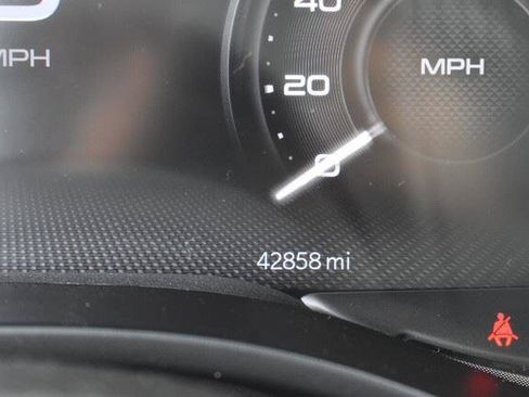 Used 2023 RAM 1500 Limited AWD/4WD image 38