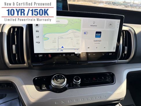 Used 2025 Ford Expedition Active image 22