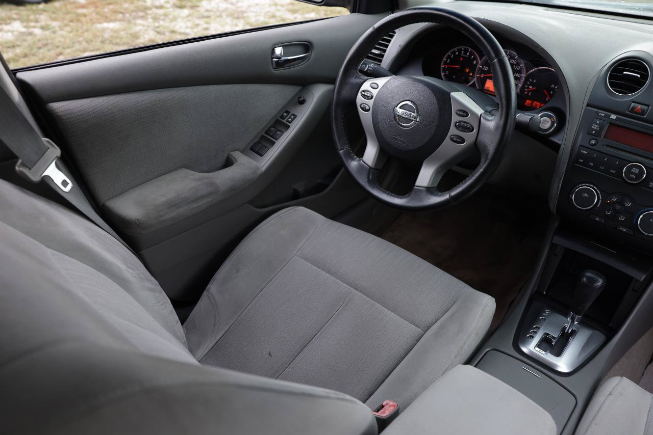 Used 2011 Nissan Altima 2.5 S w/ Convenience Pkg FWD image 21