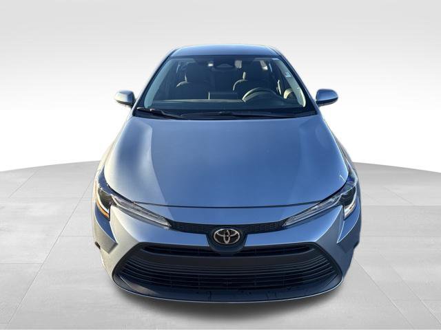 Used 2026 Toyota Corolla LE w/ LE Premium Package FWD image 8