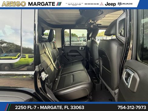 Used 2021 Jeep Wrangler Unlimited Sahara w/ Safety Group AWD/4WD image 18