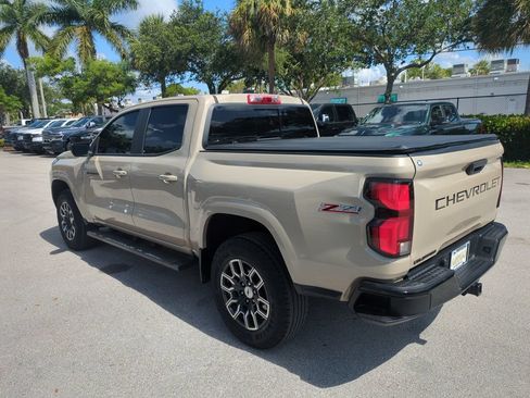 Used 2023 Chevrolet Colorado Z71 w/ Advanced Trailering Package AWD/4WD image 8