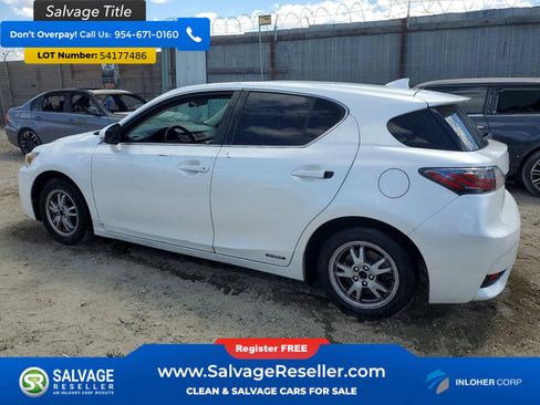 Used 2015 Lexus CT 200h FWD image 3