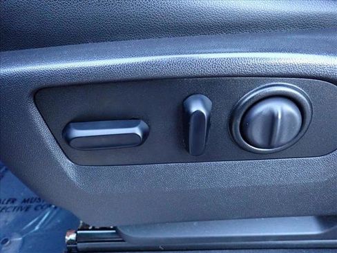 Used 2019 GMC Sierra 1500 AT4 w/ AT4 Premium Package image 13