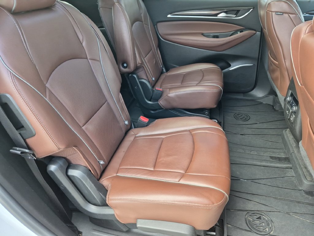 Used 2018 Buick Enclave Avenir w/ Avenir Technology Package FWD image 21