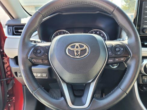 Used 2021 Toyota RAV4 XLE Premium AWD/4WD image 34