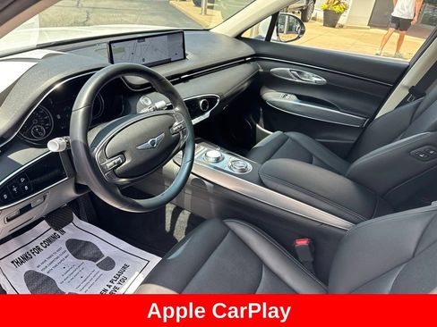 Used 2022 Genesis GV70 2.5T w/ Select Package AWD/4WD image 13
