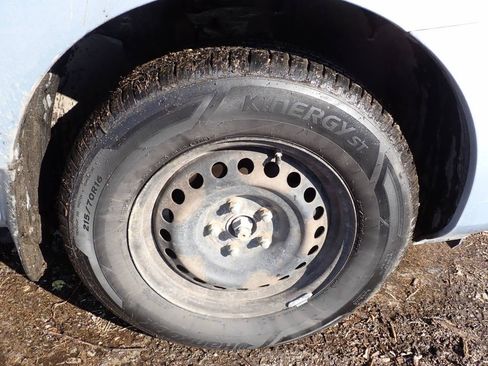 Used 2014 Nissan Rogue S image 11